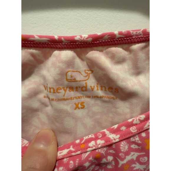 Vineyard Vines Anguilla Icon Print Long Sleeve Women’s Size XS Swim Shirt Pink - Picture 2 of 3